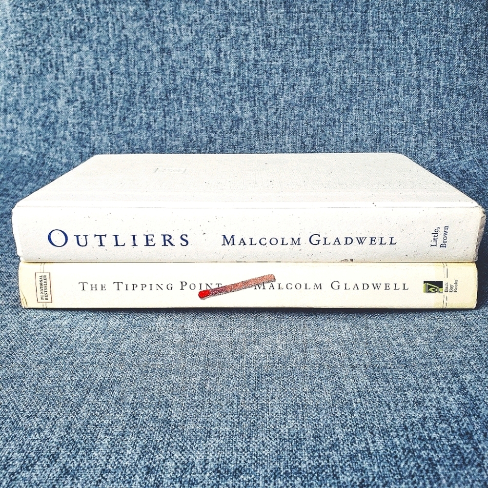 4/$23 or $14 for Set of 2 Used Gladwell Books